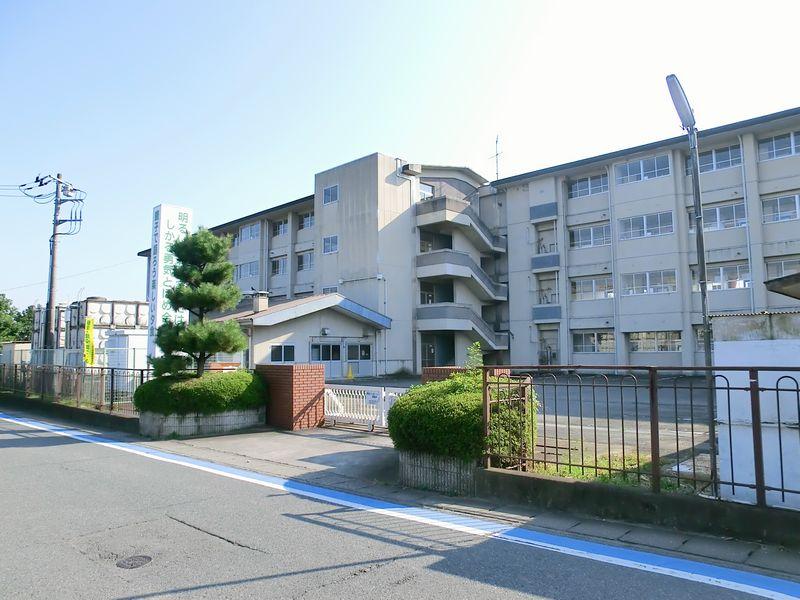 Junior high school. 1442m to Takasaki Municipal Hachiman Junior High School