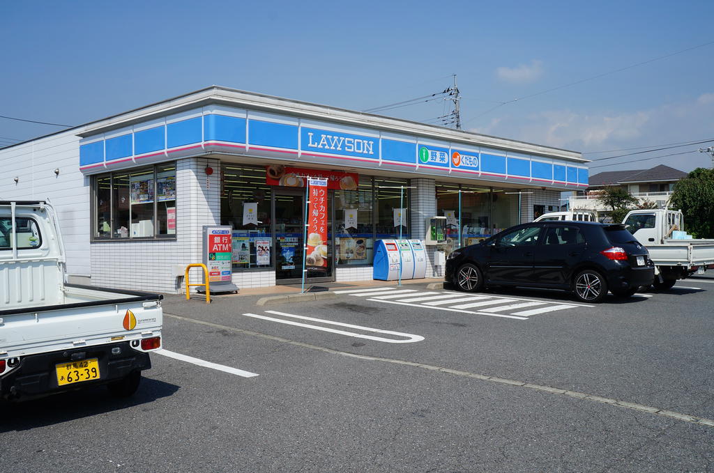 Convenience store. Lawson Gunma-cho Munadaka store up (convenience store) 949m