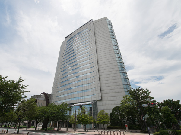 Surrounding environment. Takasaki City Hall (18 mins / About 1380m)
