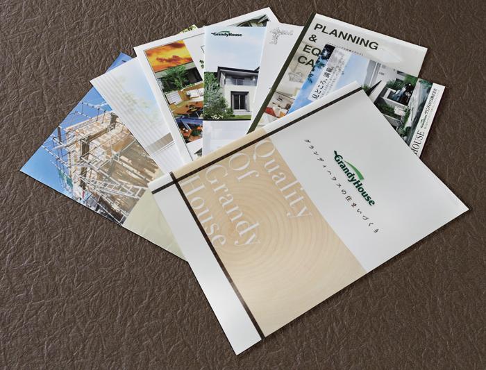 You will receive this brochure. You will receive a listing of the concept and a detailed floor plan plan. Now Request! 