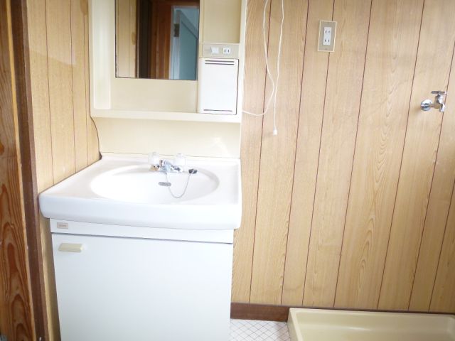 Washroom. It is safe in the dressing room equipped with a waterproof panel. 