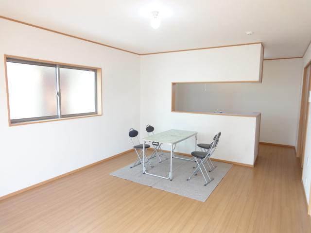 Same specifications photos (living). In spacious space of up to 22.0 quires in Japanese and Tsuzukiai! 