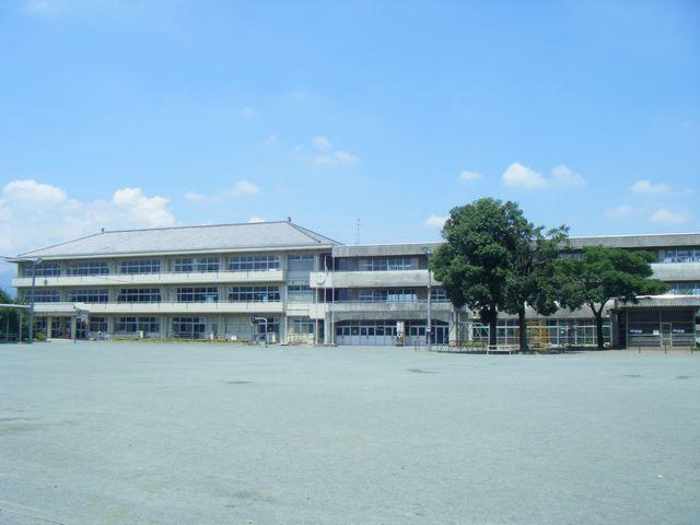 Primary school. Kokufu 1430m to Small
