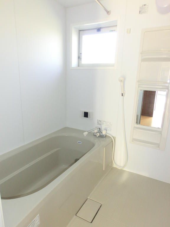 Bath. Spacious comfort in the bathroom Hitotsubo bath