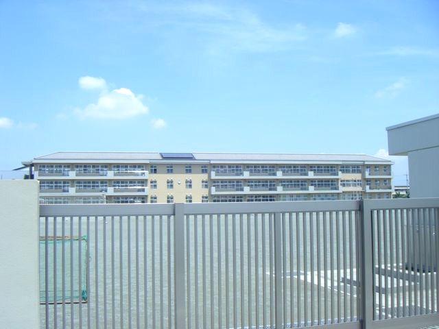Junior high school. 250m to Gunma center in