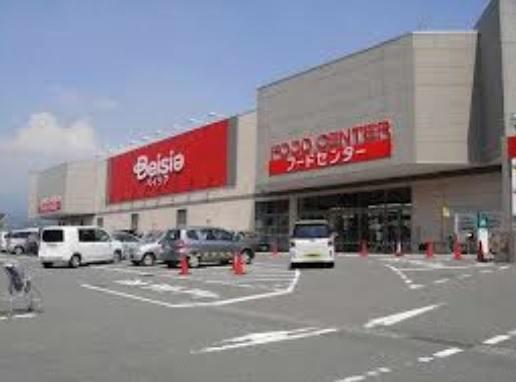 Supermarket. Beisia until Haruna shop 3753m
