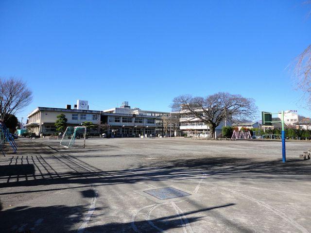 Primary school. Until Kamikita 355m