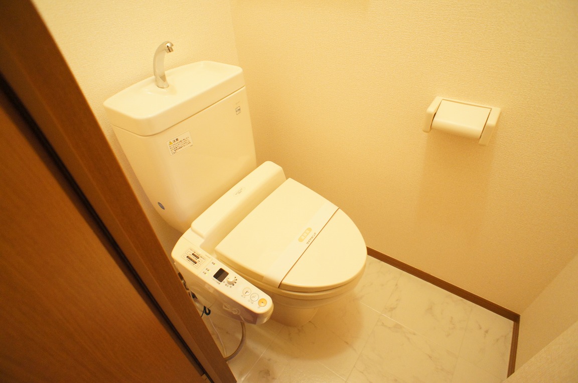 Toilet. Uosshuretto with toilet.