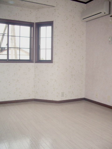 Living and room. It is bright, south-facing