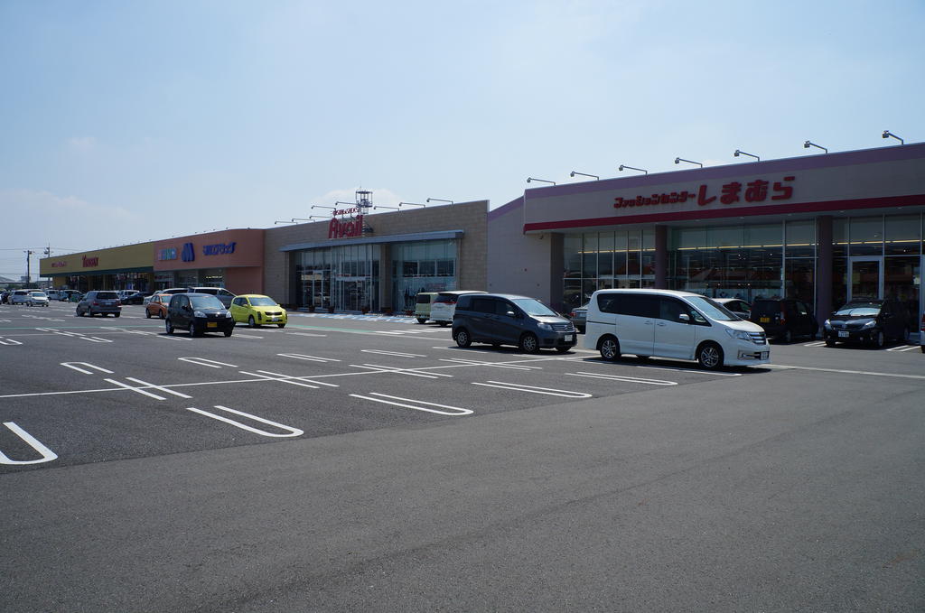 Shopping centre. Torisen Sugaya 614m shopping until the mall (shopping center)