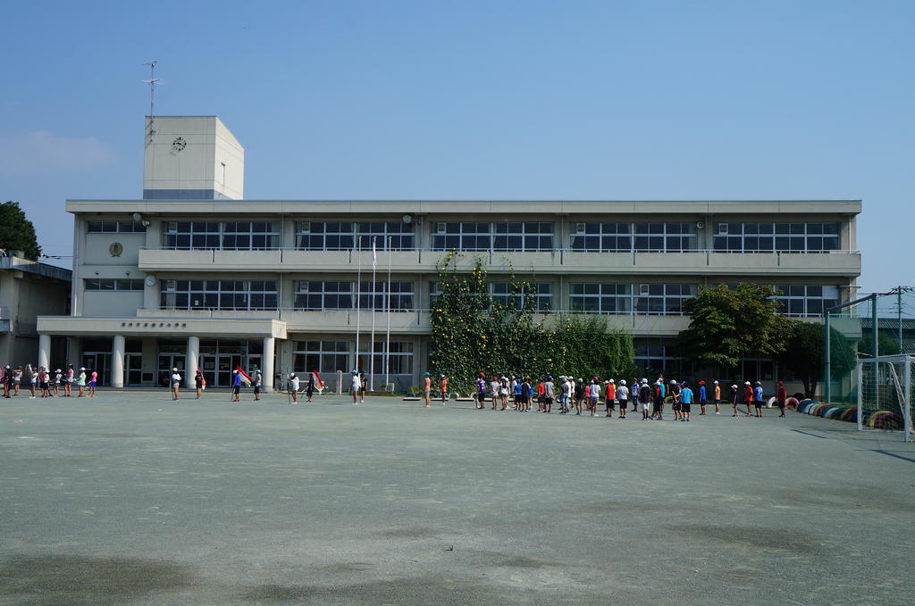 Primary school. 216m to Takasaki City Kaneko elementary school (elementary school)