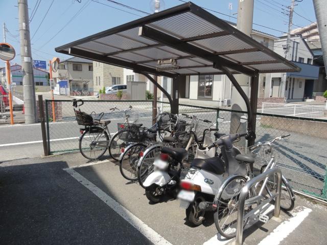 Construction ・ Construction method ・ specification. Bicycle-parking space