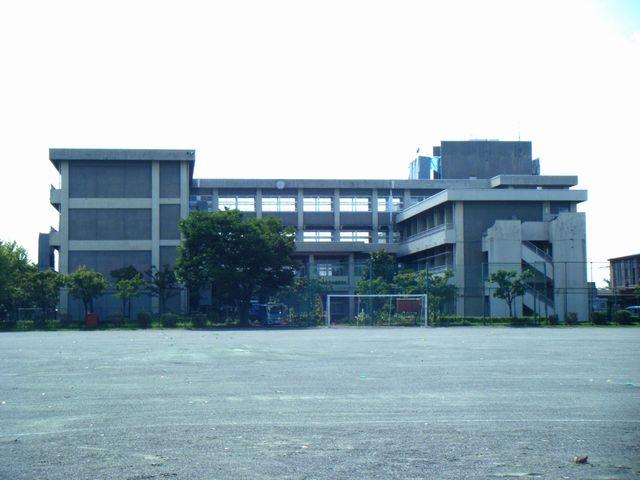 Junior high school. Until in Orui 2464m