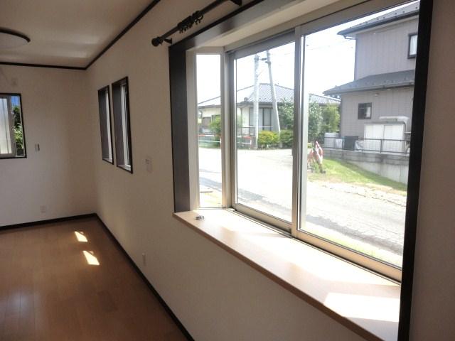 Construction ・ Construction method ・ specification. Living bay window