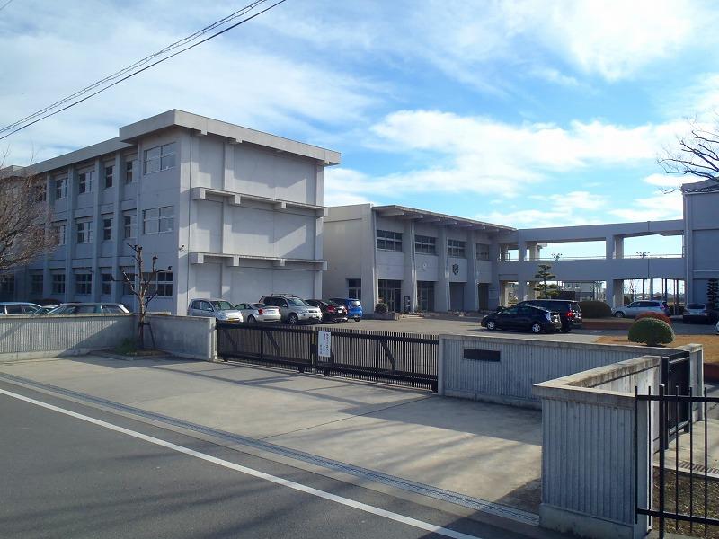 Primary school. 2511m to Takasaki Municipal Terao Elementary School
