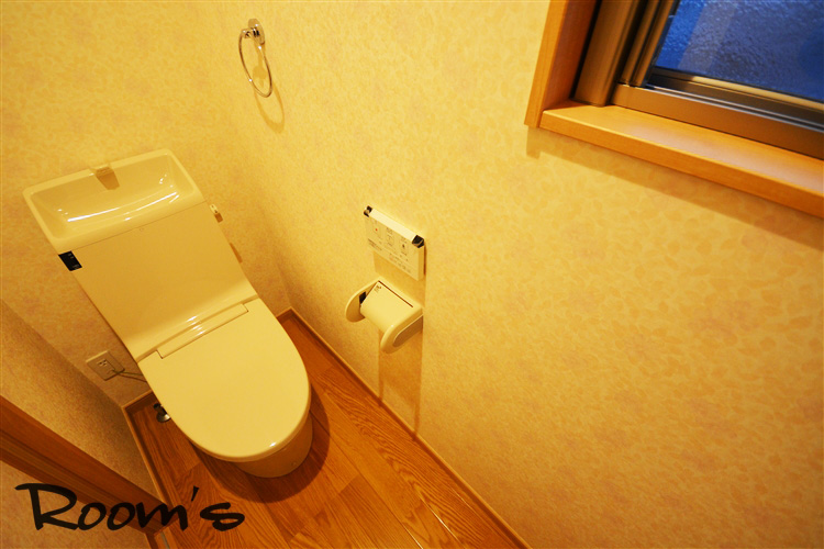 Toilet. Washlet toilet. It is with window.