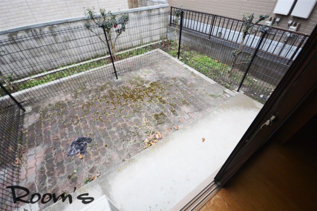 Balcony. Spacious south terrace.