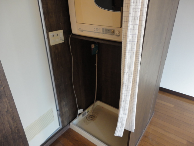 Other Equipment. Washing machine in the room ・ With dryer