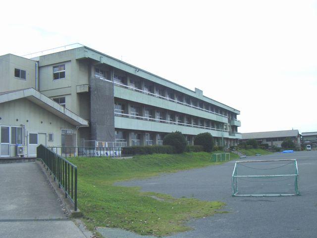 Junior high school. Until in Kuragano 1780m