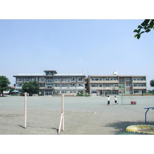 Primary school. 1431m to Takasaki City Sano Elementary School