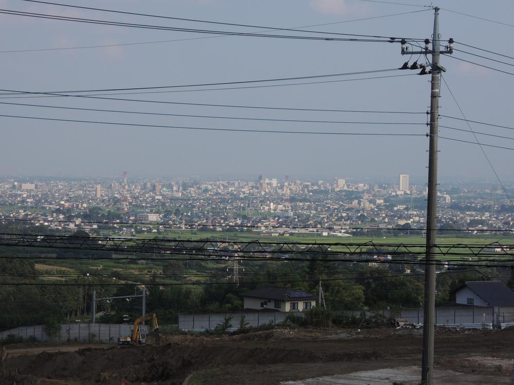 View photos from the dwelling unit. View from the site (August 2013) Shooting