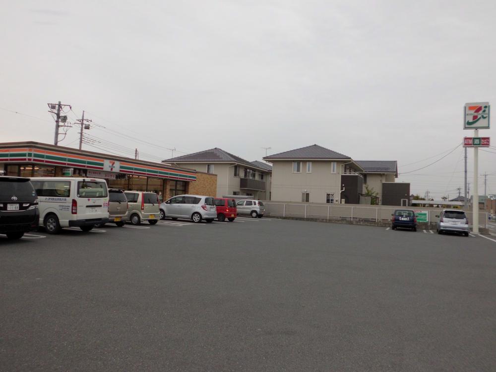 Convenience store. 345m to Seven-Eleven Takasaki Shimonakai the town shop