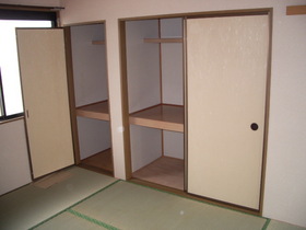 Living and room. Japanese-style room 6 quires Storage is also plenty of. 