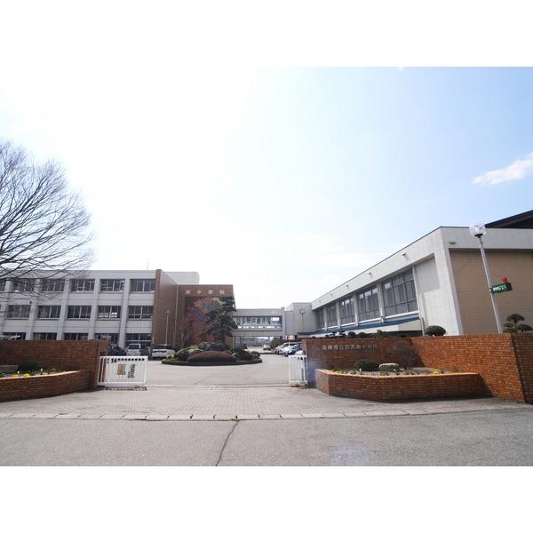 Junior high school. 1801m Gunma south junior high school until the Takasaki Municipal Gunma Minami Junior High School
