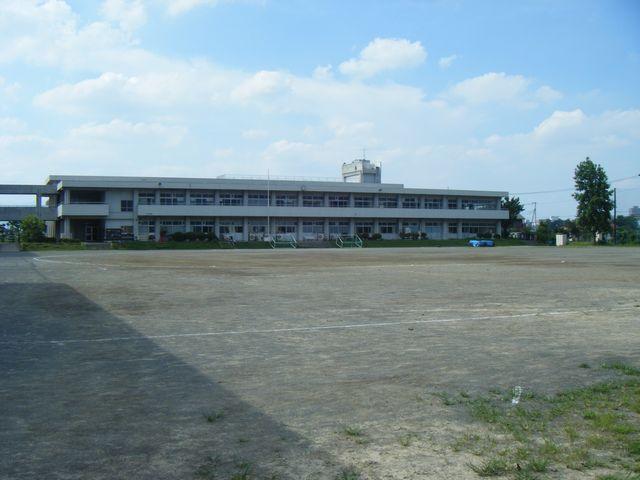 Junior high school. Until Teraonaka 100m