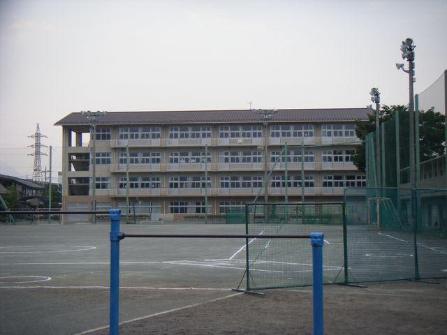 Junior high school. 1160m to Takasaki Municipal Namie junior high school