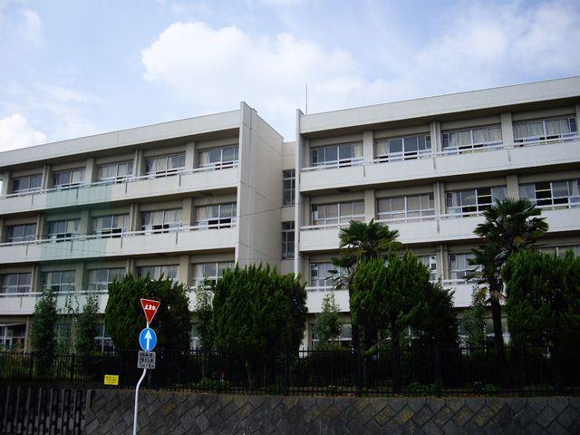 Primary school. 1030m to Takasaki Municipal Northern Elementary School