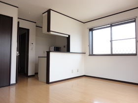 Living and room. Hiroshi 11 Pledge