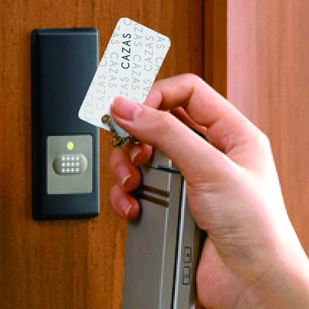 Security equipment. Standard equipped with a card key. Not only convenient, You can also expect security of effect. 