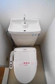 Toilet. It comes with a bidet