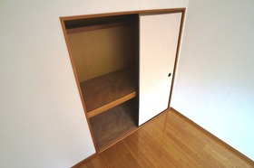 Living and room. Nanyang room storage