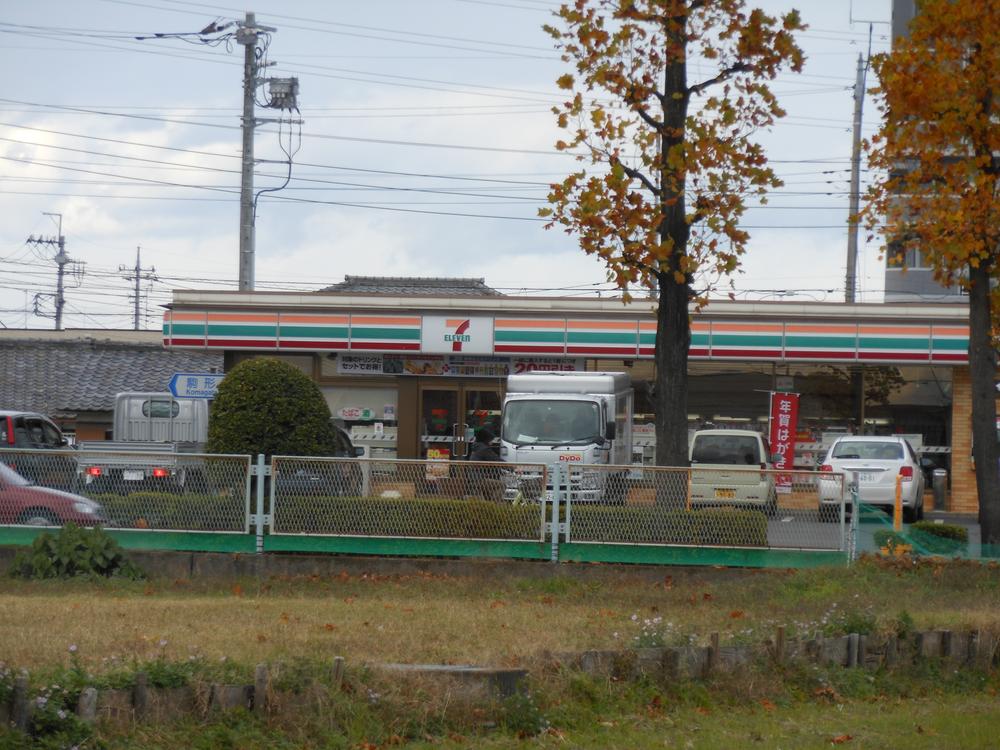 Convenience store. Seven-Eleven 200m to Takasaki Egi-cho