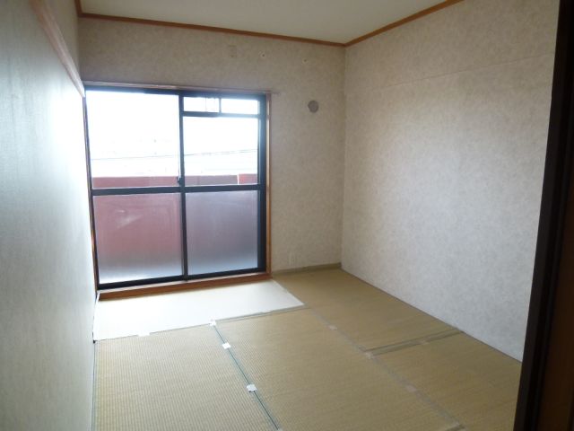 Living and room. I Japanese are restless Japanese-style room. 