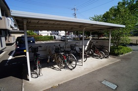 Other common areas. Bicycle-parking space! 