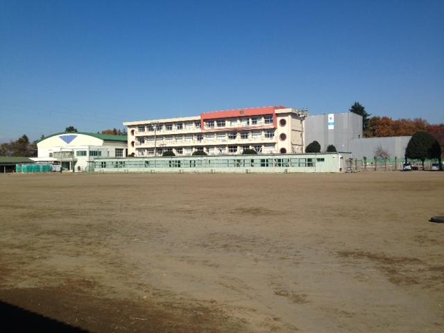 Junior high school. 1773m to Tatebayashi stand first junior high school