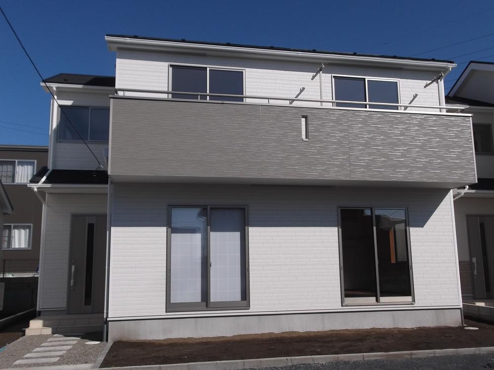 Same specifications photos (appearance). ( 1 Building) same specification