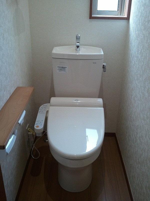 Toilet. (All Building) same specification
