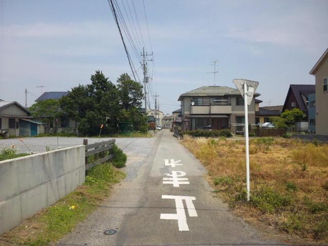 Local photos, including front road