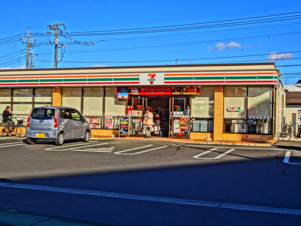 Convenience store. 675m to Seven-Eleven Tatebayashi Misono Kitamise