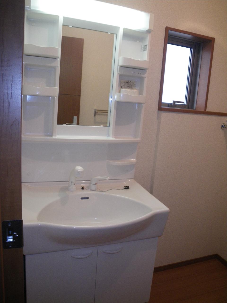 Wash basin, toilet. It is Vanity large bowl