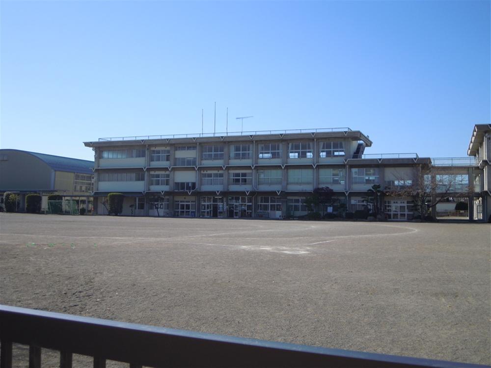 Primary school. Tomioka 1788m until the Municipal Takase Elementary School