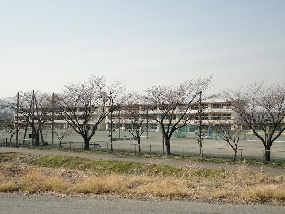 Junior high school. Tomioka Minami until junior high school 1117m