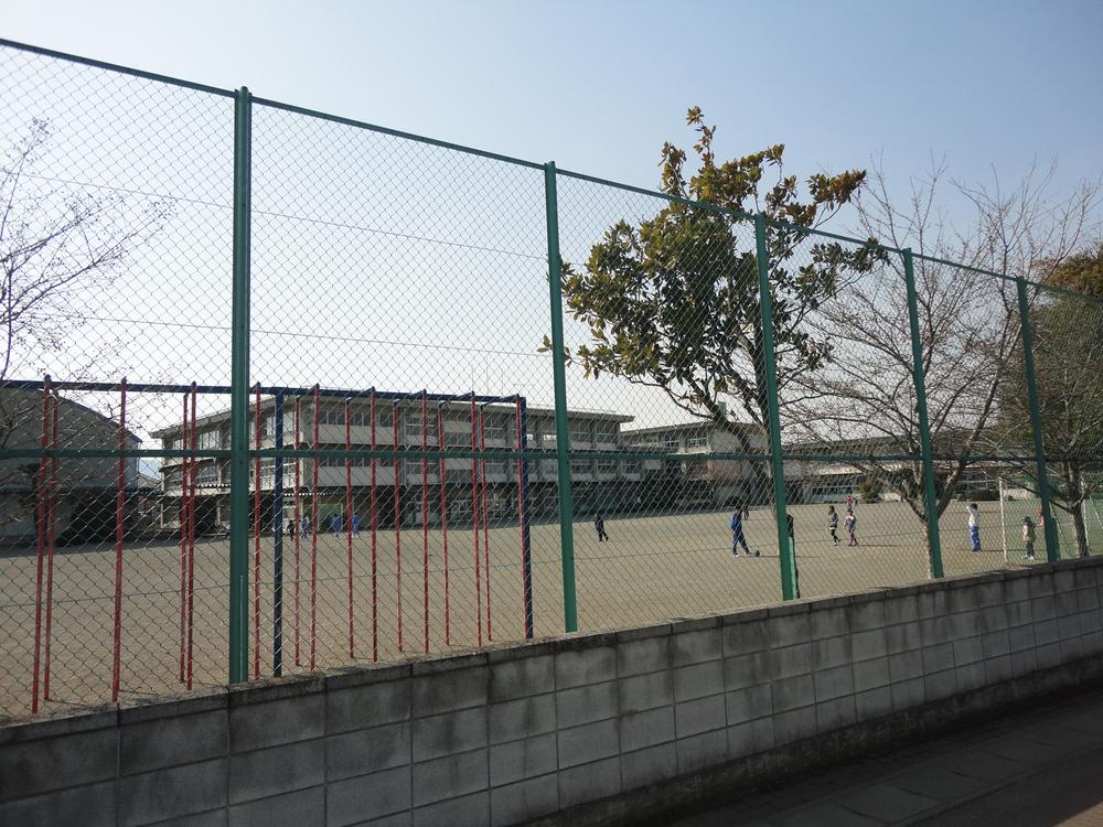 Primary school. Tomioka 979m up to municipal Takase Elementary School