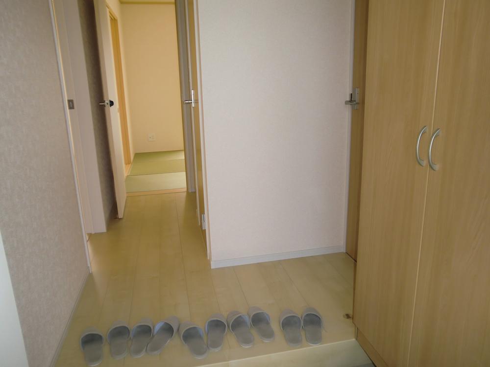 Entrance. 1 Building entrance hall