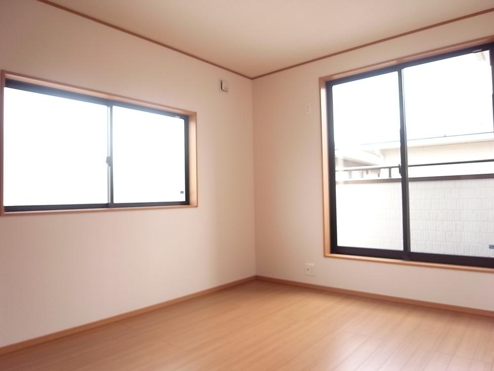 Non-living room. 2 Kaiyoshitsu Two-sided lighting + storage (Same specifications)