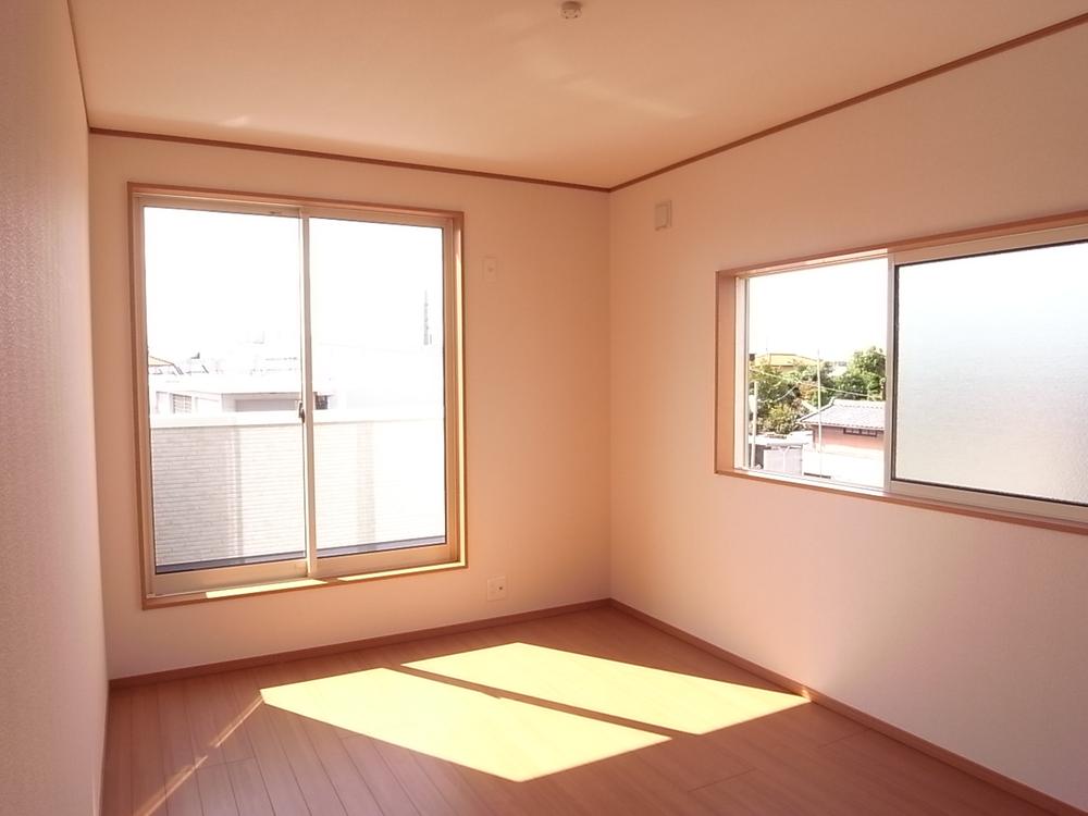 Non-living room. 2 Kaiyoshitsu Two-sided lighting + storage (Same specifications)
